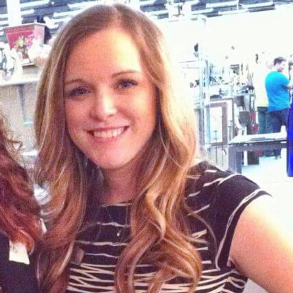 Meet your Posher, Alicia